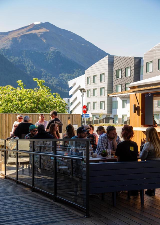 Ramada By Wyndham Queenstown Central المظهر الخارجي الصورة