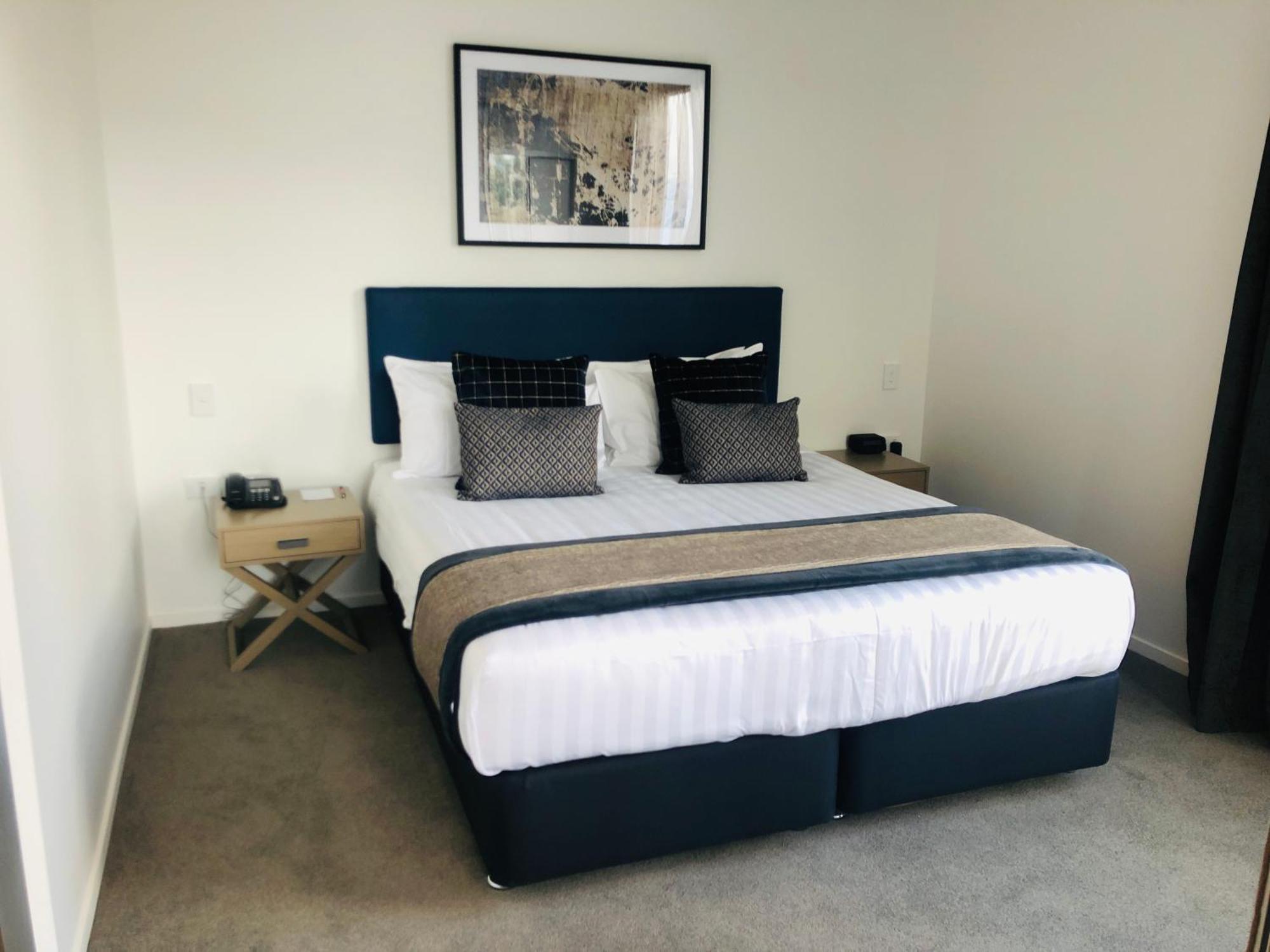 Ramada By Wyndham Queenstown Central المظهر الخارجي الصورة