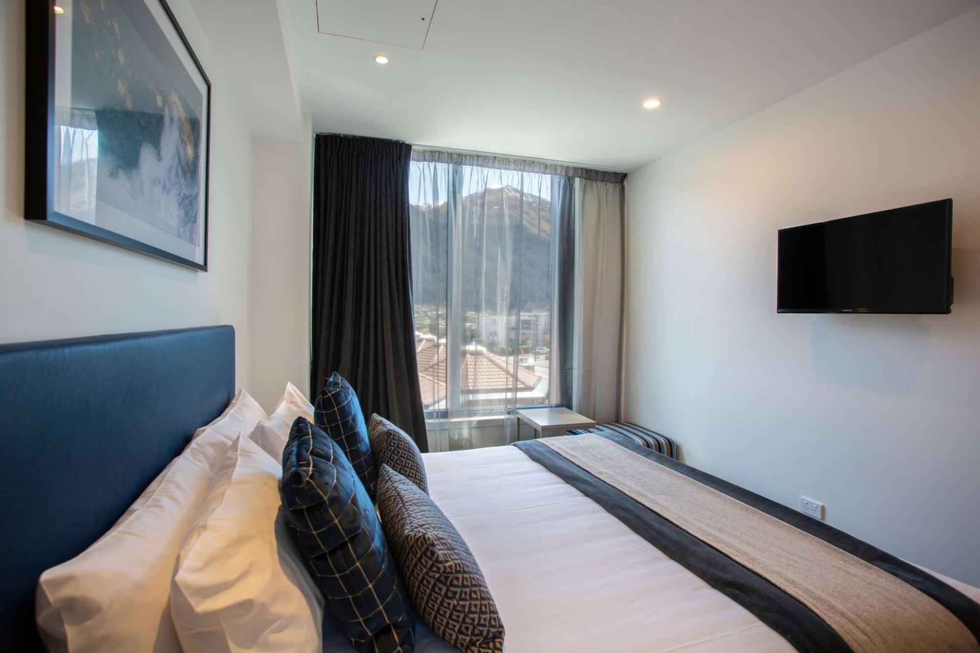 Ramada By Wyndham Queenstown Central المظهر الخارجي الصورة