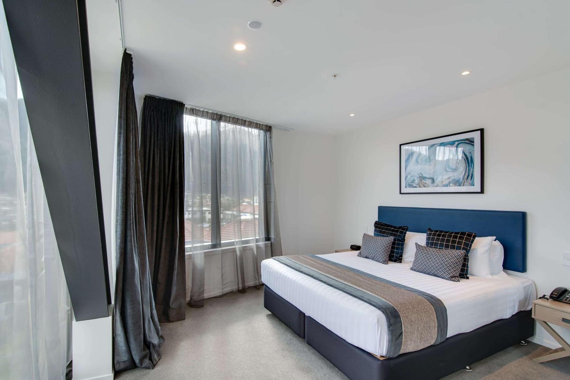 Ramada By Wyndham Queenstown Central المظهر الخارجي الصورة