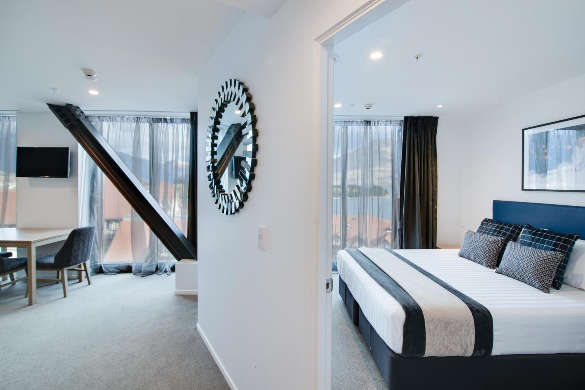 Ramada By Wyndham Queenstown Central المظهر الخارجي الصورة
